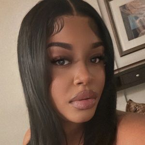 Meet your Posher, Kiaja